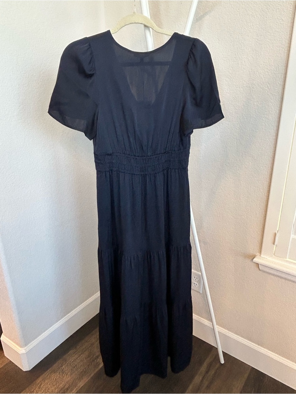 Quince Navy Silk Tiered Maxi Dress Small NWT - Picture 3 of 7